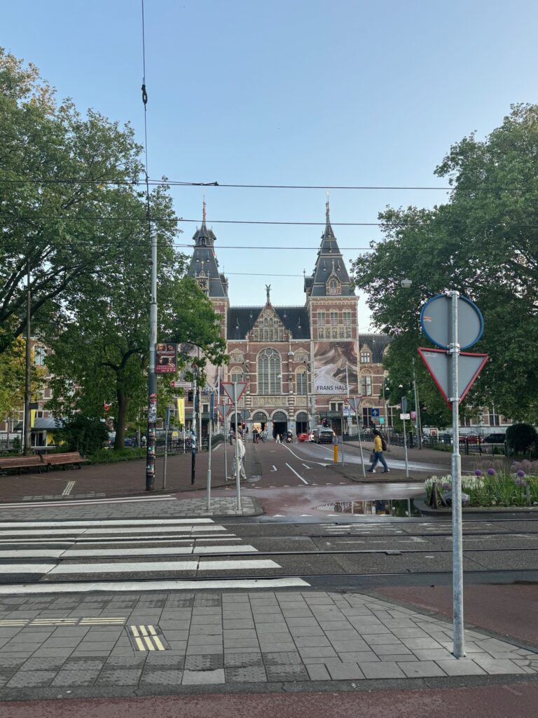 Rijksmuseum from across the street