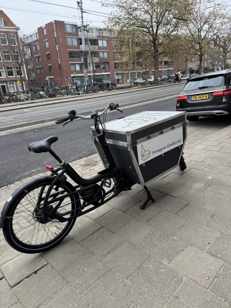 Fromagerie Abraham Kef bike delivery system