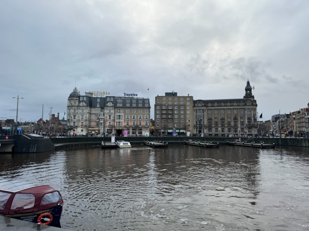 Park Victoria Hotel in Central Station